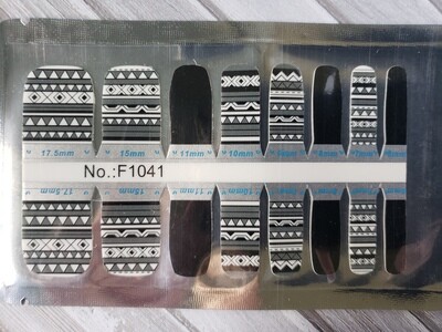1041- Black &amp; Gray Aztec- Toes