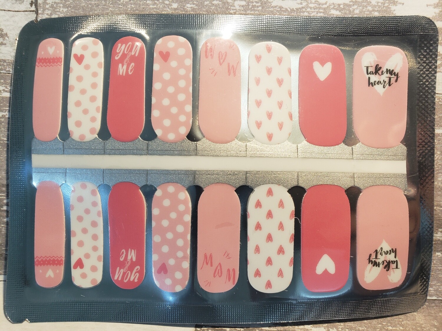 470- Pink White Hearts- Valentine