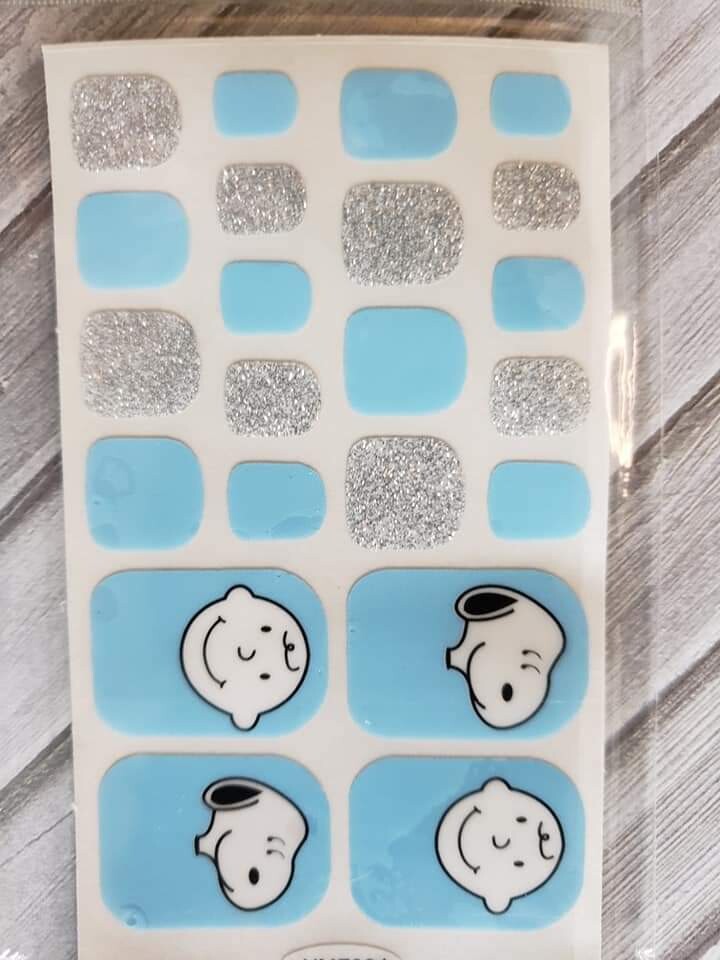 Z024- Blue, Silver Glitter Snoopy, Charlie Brown- Toes