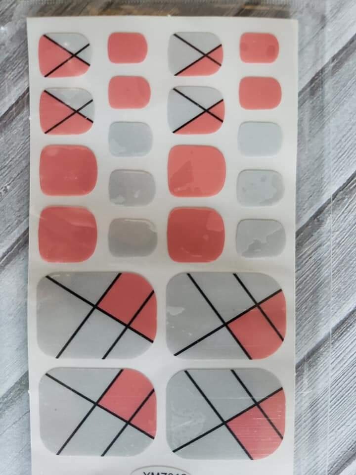 Z012- Coral, Gray-Toes