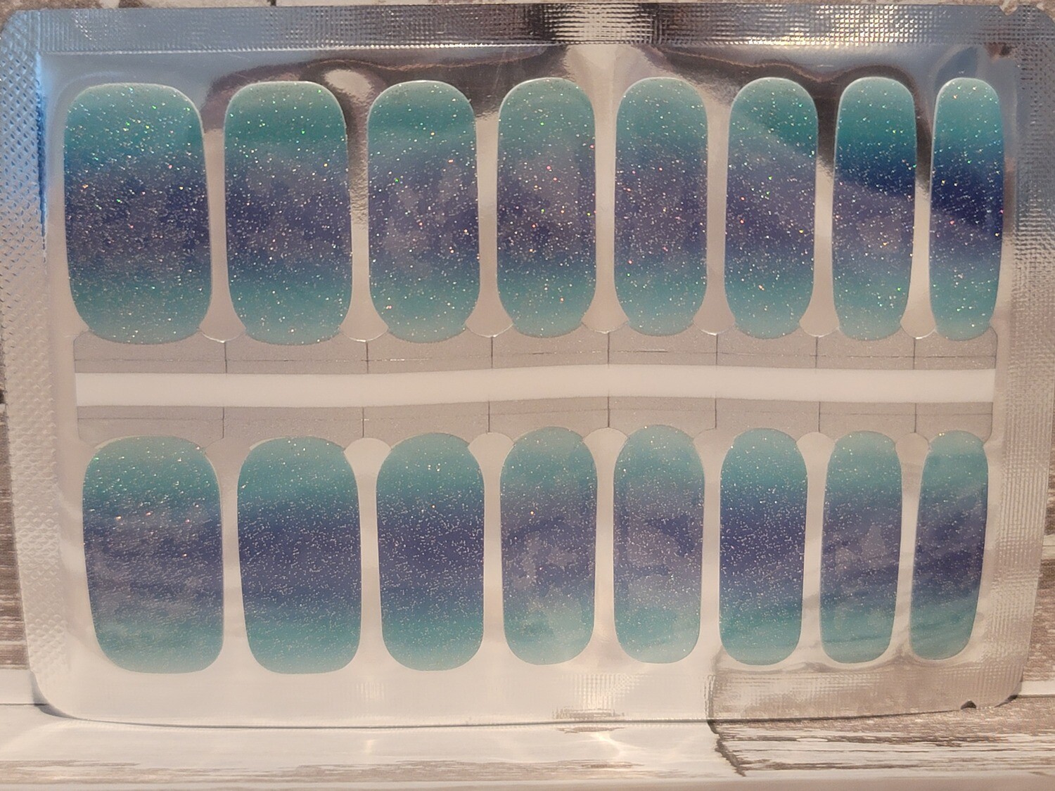 633- Teal to Blue Ombre Glitter
