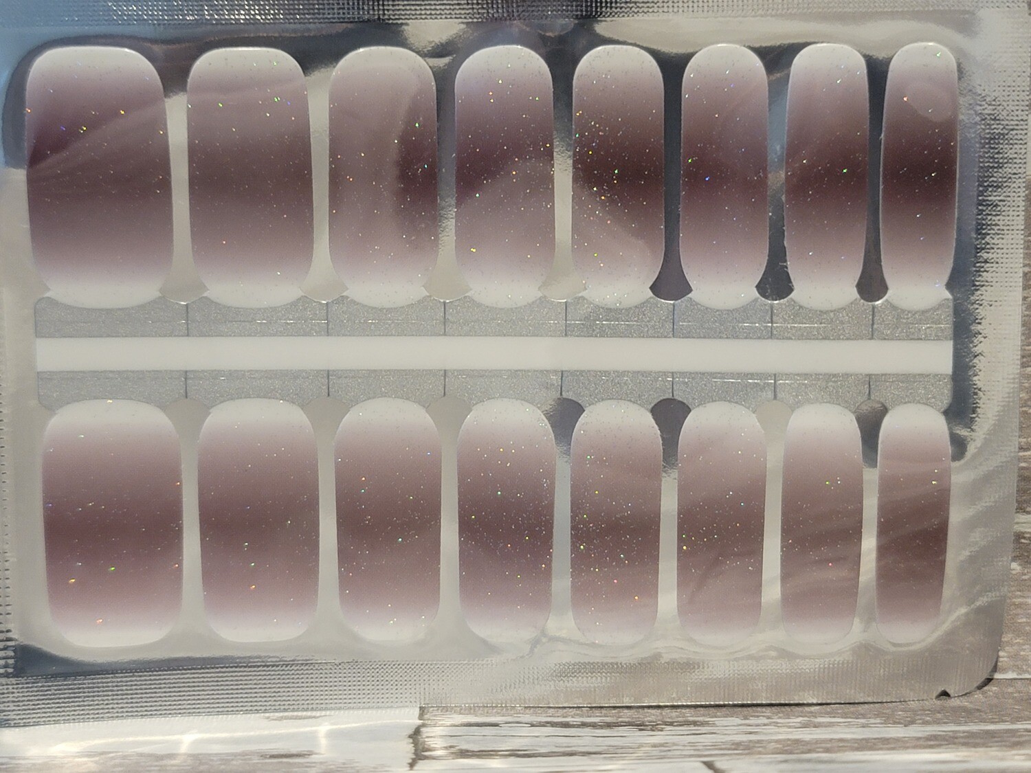 638- White &amp; Gray Ombre light Sparkle
