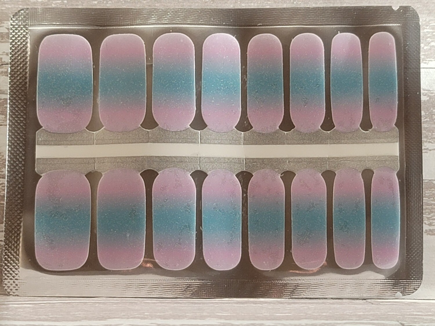 668- Pink to Blue Ombre