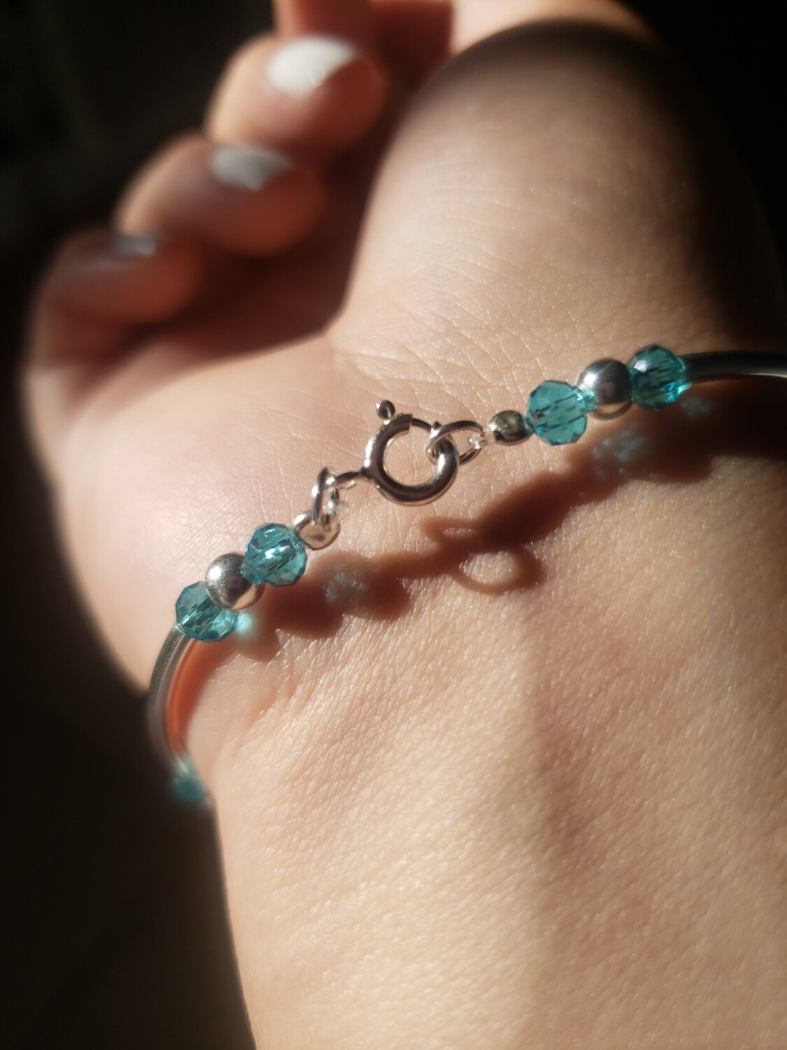 Pulsera esferas y cristales
