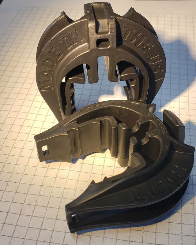 T post Lockjawz Insulator HD360 Black