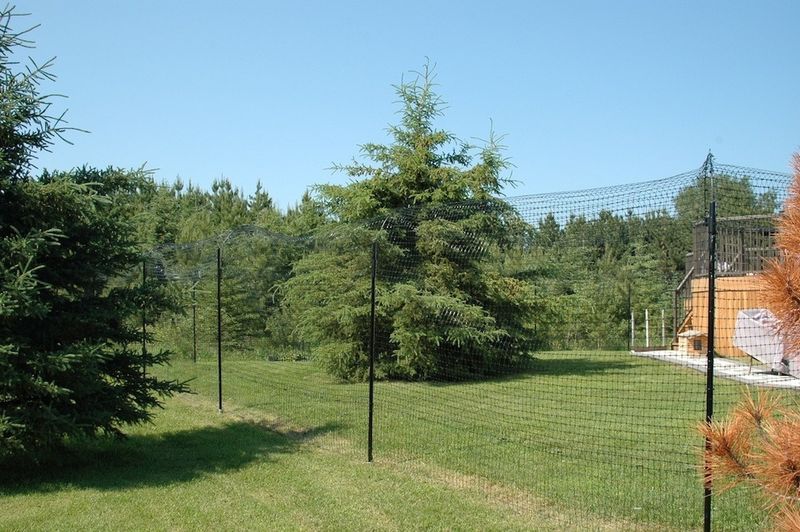 Cat Fence Kit With Chew Guard 100 ft Fence