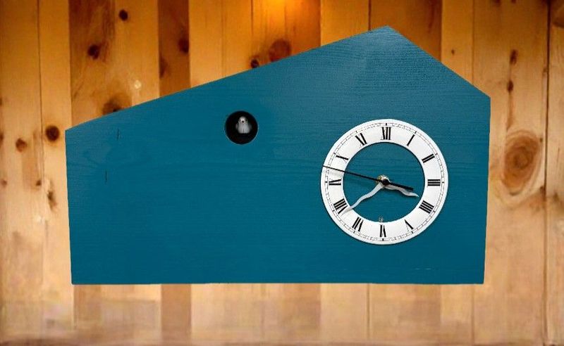 Moderne Kuckucksuhr – Leise tickend