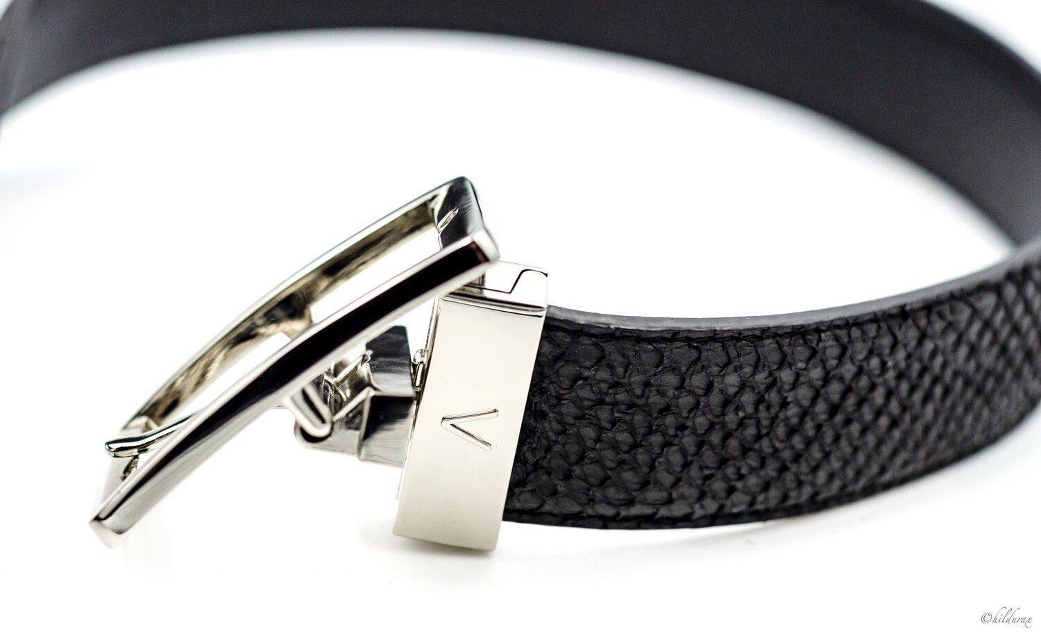 Gígur- Black Salmon Gun metal buckle