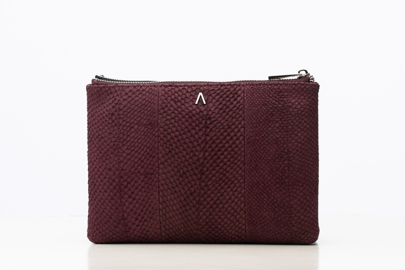 Askja- Double Clutch Bordeaux &amp; Black