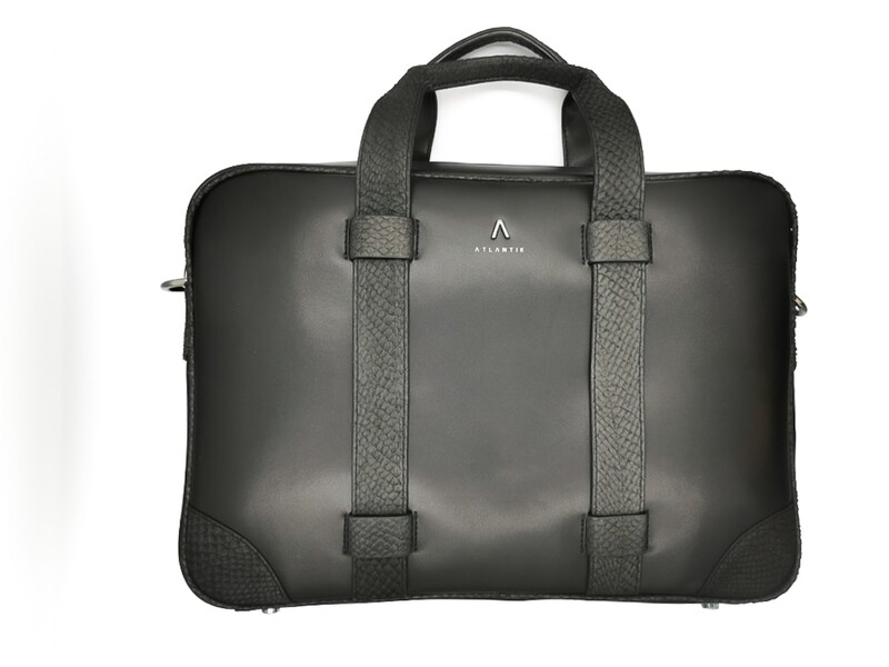 Glanni- Black