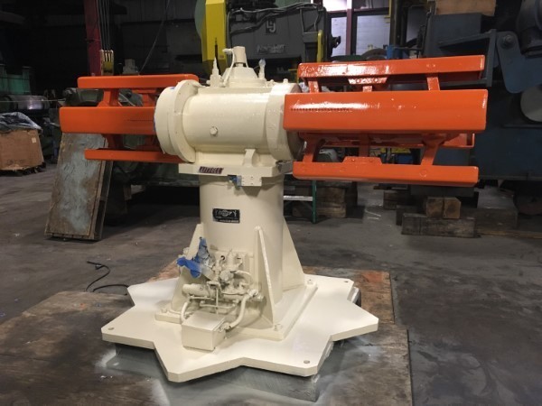 7 – USED 6,000 LB. LITTELL DOUBLE END NON POWERED STOCK REEL