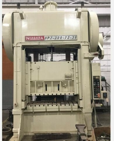 1 - USED 300 TON SSDC NIAGARA 1 - USED 300 TON SSDC NIAGARA
