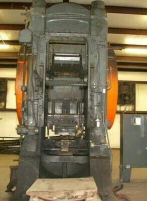 1 - USED 1,000 TON CLEVELAND KNUCKLE JOINT PRESS 1 - USED 1,000 TON CLEVELAND KNUCKLE JOINT PRESS