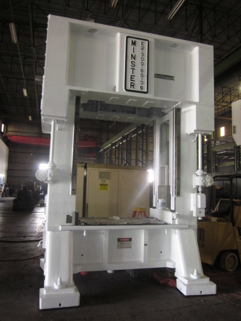 1 - USED 300 TON MINSTER E2-300-60-36 HEVI-STAMPER SSDC PRESS 1 - USED 300 TON MINSTER E2-300-60-36 HEVI-STAMPER SSDC PRESS