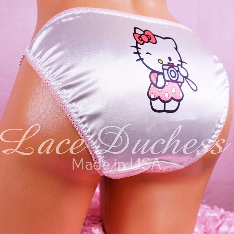 Lace Duchess Classic 80's cut Little Cat Photographer Character movie print sissy satin wet look ladies panties sz 5 6 7 8