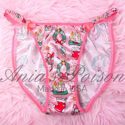 Christmas Lace Duchess sissy panties Wreath and Christmas spirit pink print, satin crotch Classic 80's cut satin wet look WOMEN'S panties sz 5-9