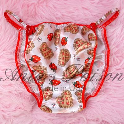 Valentine's PIE Ania's Poison Cut sissy Valentines Day MENS SATIN Beautiful Shiny Silky wet look Mens string Bikini panties S-XL Valentine's PIE Ania's Poison Cut sissy Valentines Day MENS SATIN Beautiful Shiny Silky wet look Mens string Bikini panties S-XL