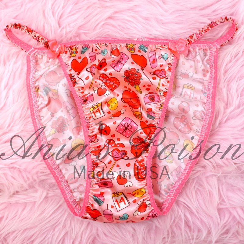 Lace Duchess Classic 80's cut Cute little heart treats Valentines Day print satin wet look Vintage Style panties 6 7 8 only Lace Duchess Classic 80's cut Cute little heart treats Valentines Day print satin wet look Vintage Style panties 6 7 8 only