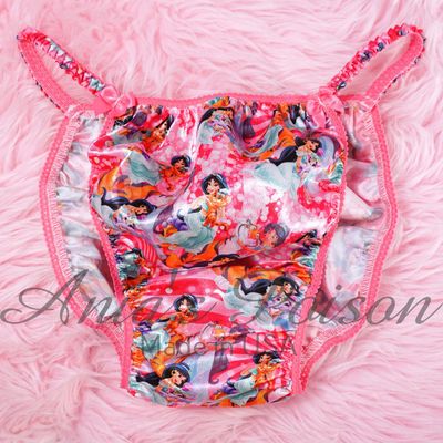 Valentine's Day Princess Print jasmine Ania's Poison Cut sissy MENS SATIN Beautiful Shiny Silky wet look Mens Valentine's Day Princess Print jasmine Ania's Poison Cut sissy MENS SATIN Beautiful Shiny Silky wet look Mens