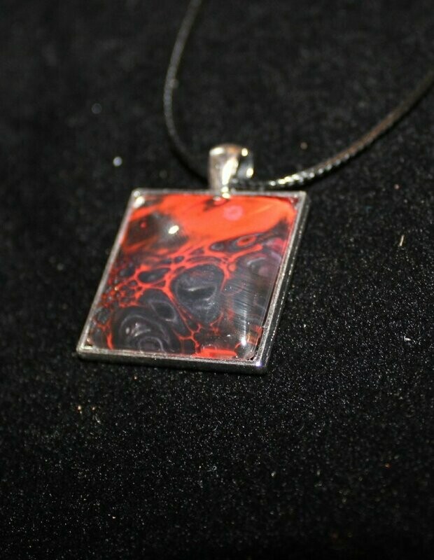 Kette rot/schwarz