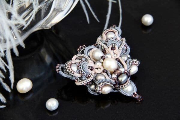 ​Мaster class "Multi-layer tatting with a shuttle"