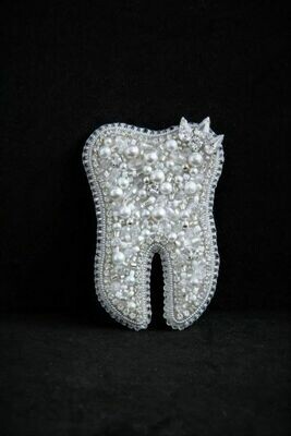 Brooch with crystals "Tooth"