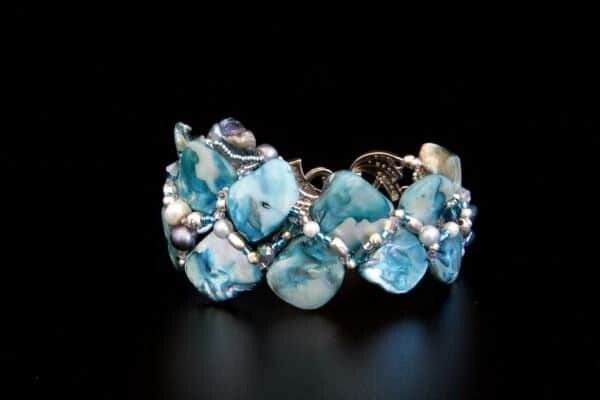 Bracelet made of natural stones "Merilia"