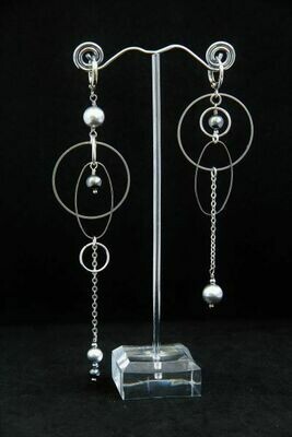​Earrings with pearls "Variation"