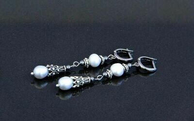 ​Earrings with natural pearls "Helena"