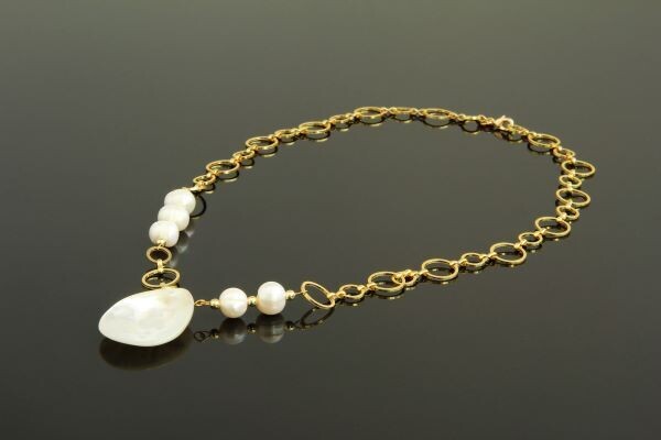 Necklace-chain with pearls "Jacqueline"