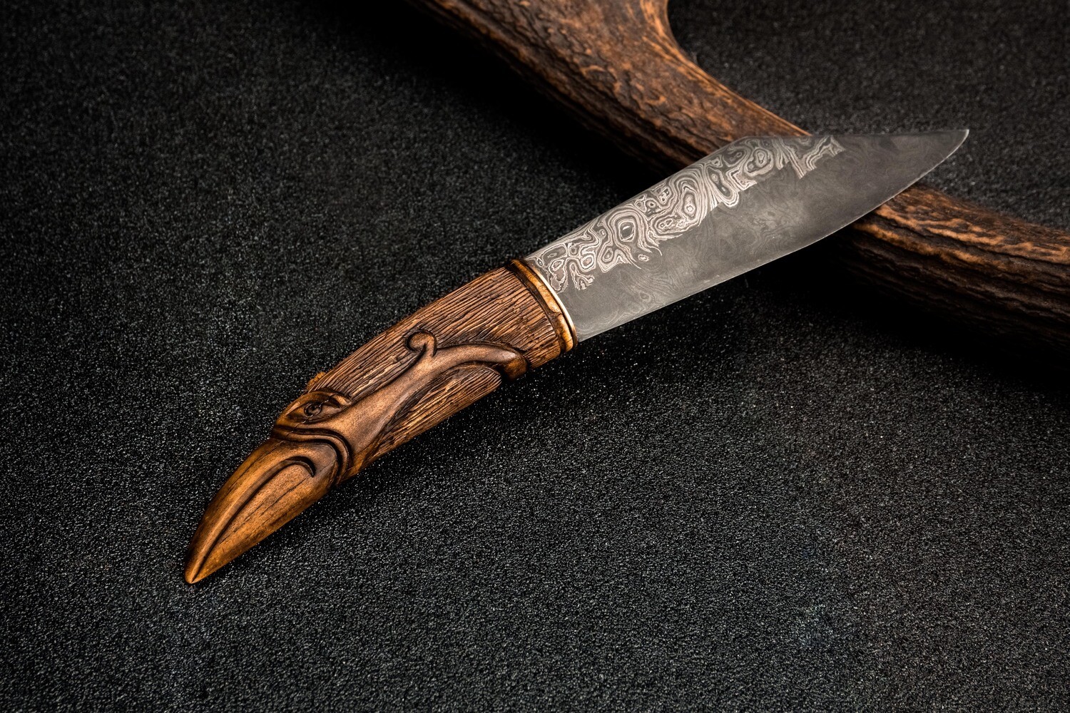 Viking Seax Dagger With Antlers Carved Handle (Damascus Steel Hand-forged Blade)