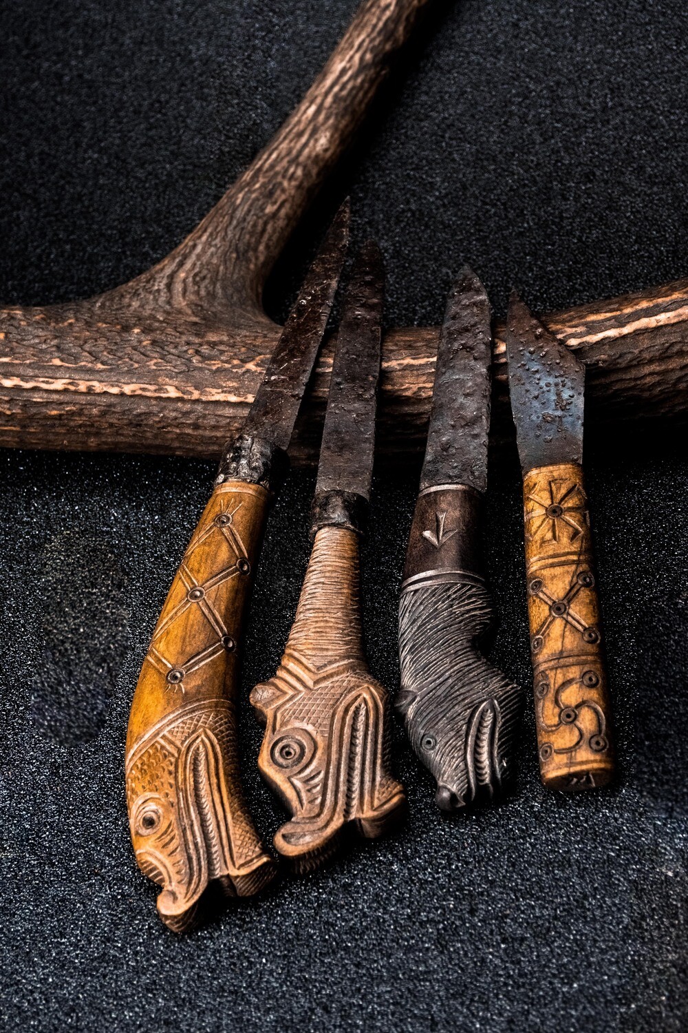 Viking Motives Knife, 1 pcs