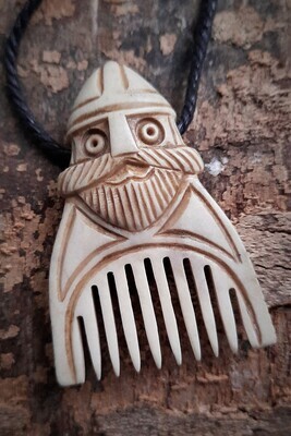 Viking Beard Comb, Antlers Hand-Carved