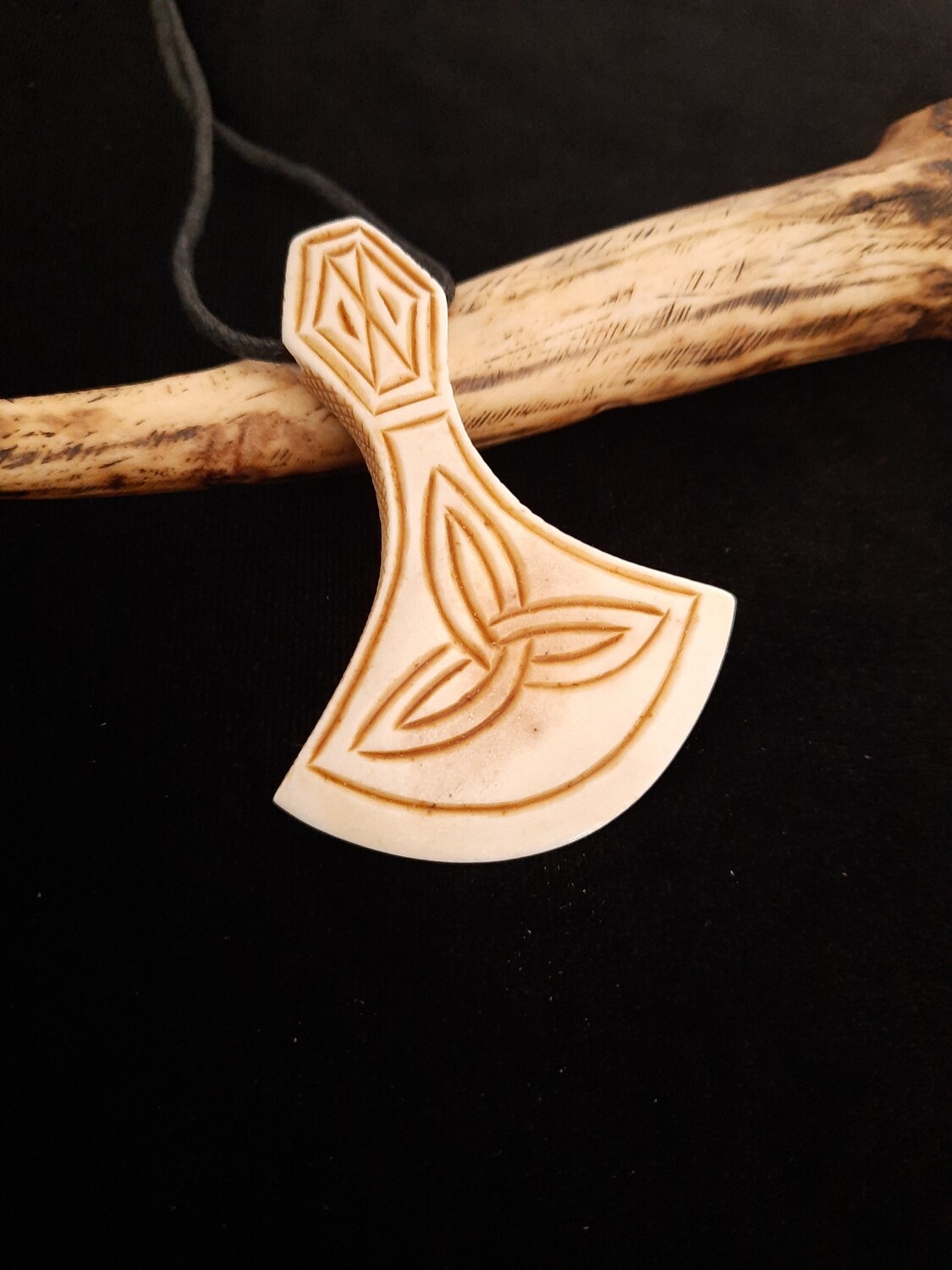 Mjolnir: Norse Mythological Amulet with Triquetra Symbol, Hand-Carved from Antlers