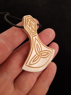 Mjolnir: Norse Mythological Amulet with Triquetra Symbol, Hand-Carved from Antlers