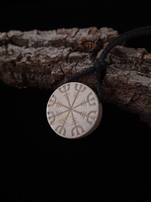 Superb Vegvisir Compass Pendant with Geometric Motif, Runic Pagan Compass, Fine Antlers Hand-Carved Pagan Necklace