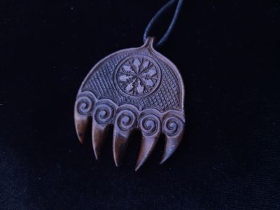 Unique Bear Paw Necklace / Bearwarrior Berserk Amulet devoted to God Odin, Inscribed Othala Rune, Antlers Hand-Carved