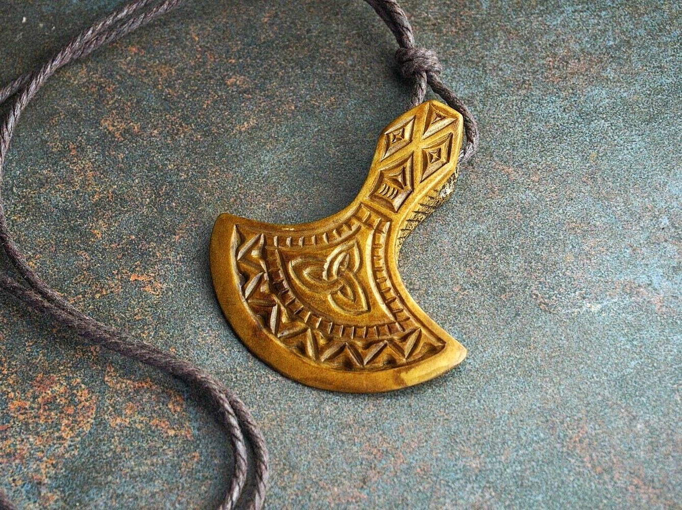 Viking Bone Mjolnir Necklace with Triquetra Symbol – Hand-Carved Viking Age Replica
