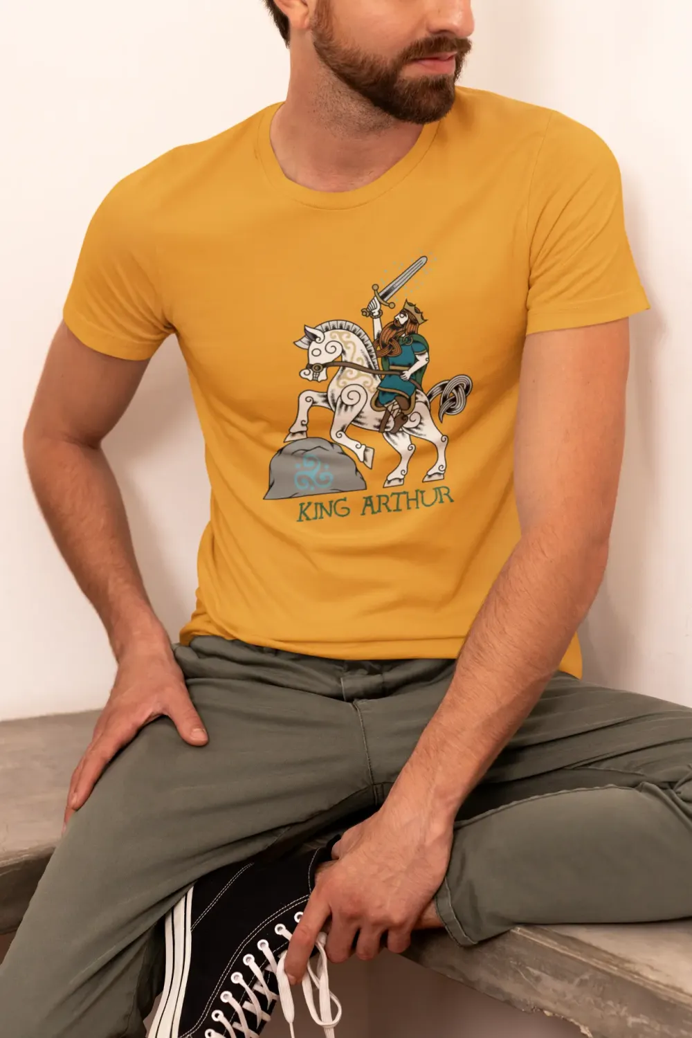 King Arthur & Llamrei Horse – Celtic Warrior Legend Unisex T-Shirt