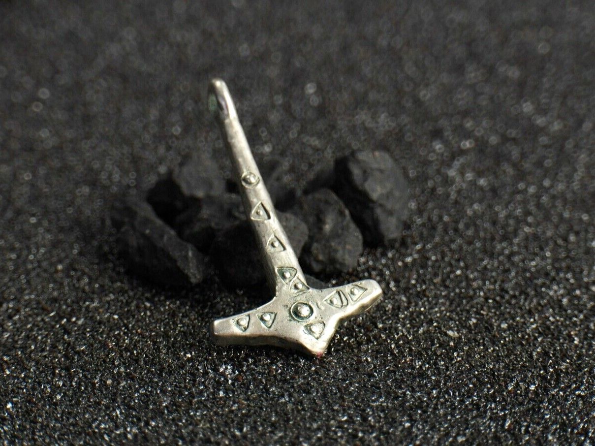 Mjolnir, Mjöllnir - Thor Hammer Amulet, Viking Warrior Pagan Talisman, Silver