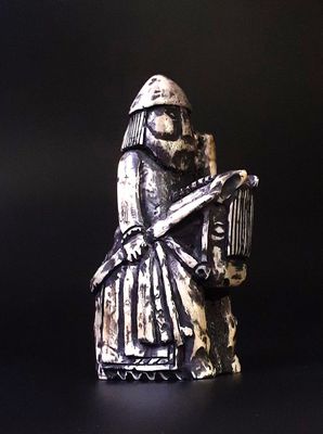 Hand-Carved Replica of Lewis Chessmen – Knight