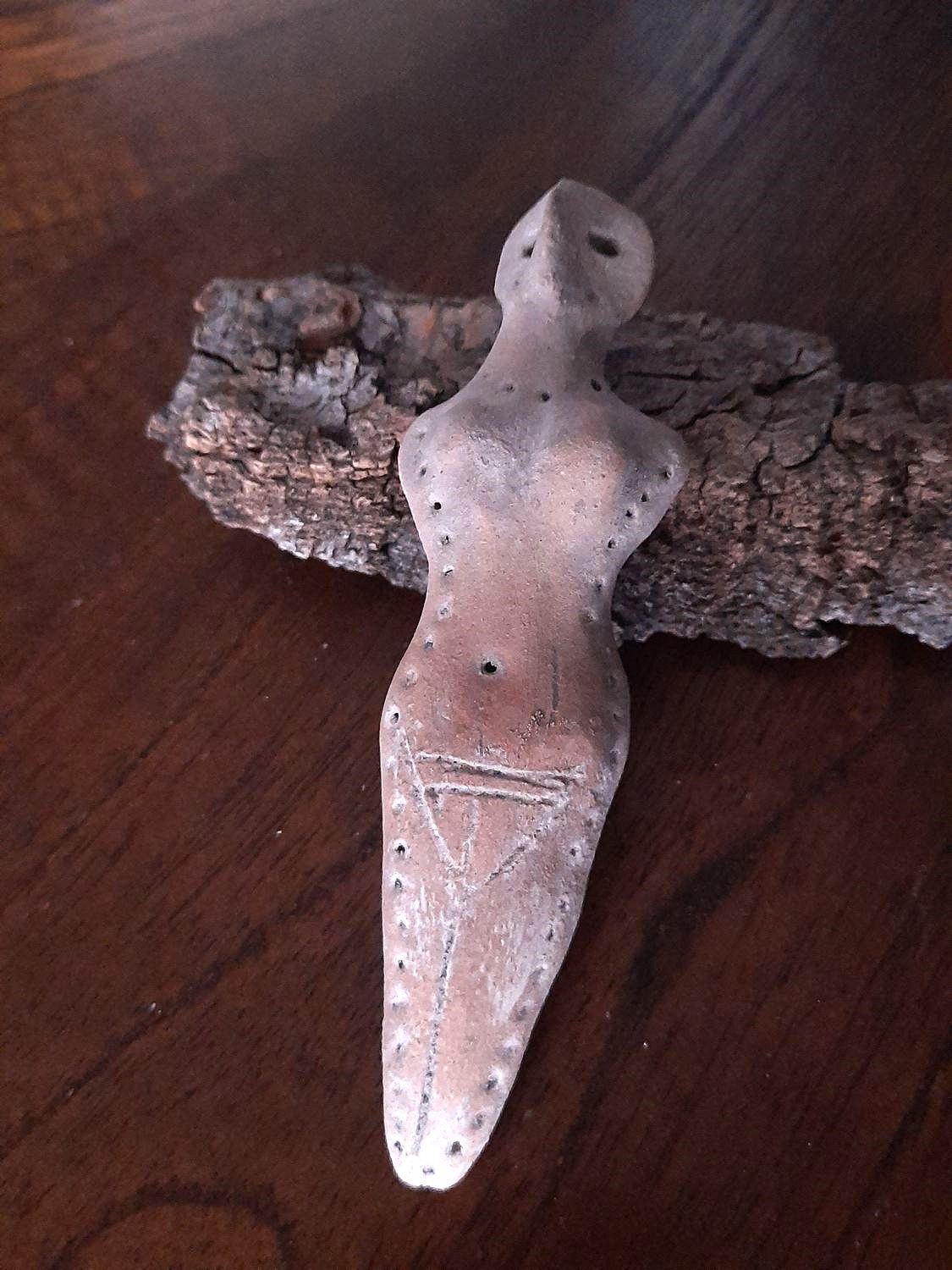 Prehistoric Great Mother Goddess Idol with Necklace – Handmade Terracotta Figurine Inspired by Danube Culture