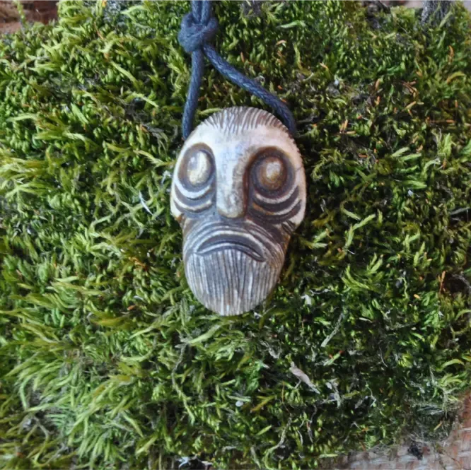 Viking God Odin / Courage Bindrune Amulet, Hand Carved, Moose Antlers - Wear Authentic