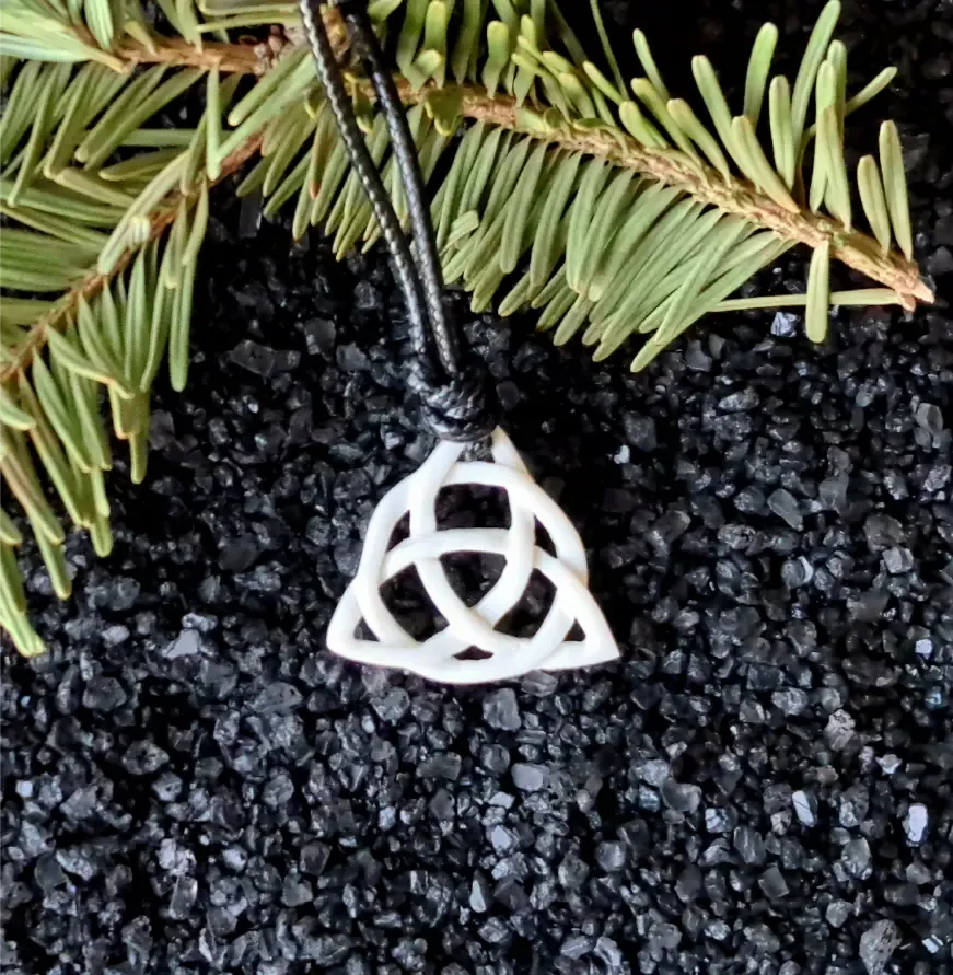 Celtic / Norse Triquetra pendant, hand-carving, handmade bone necklace, Historical Art Collection