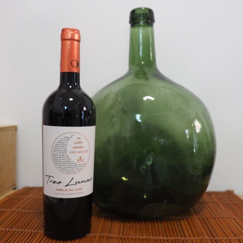 Tres Lunas Tinto