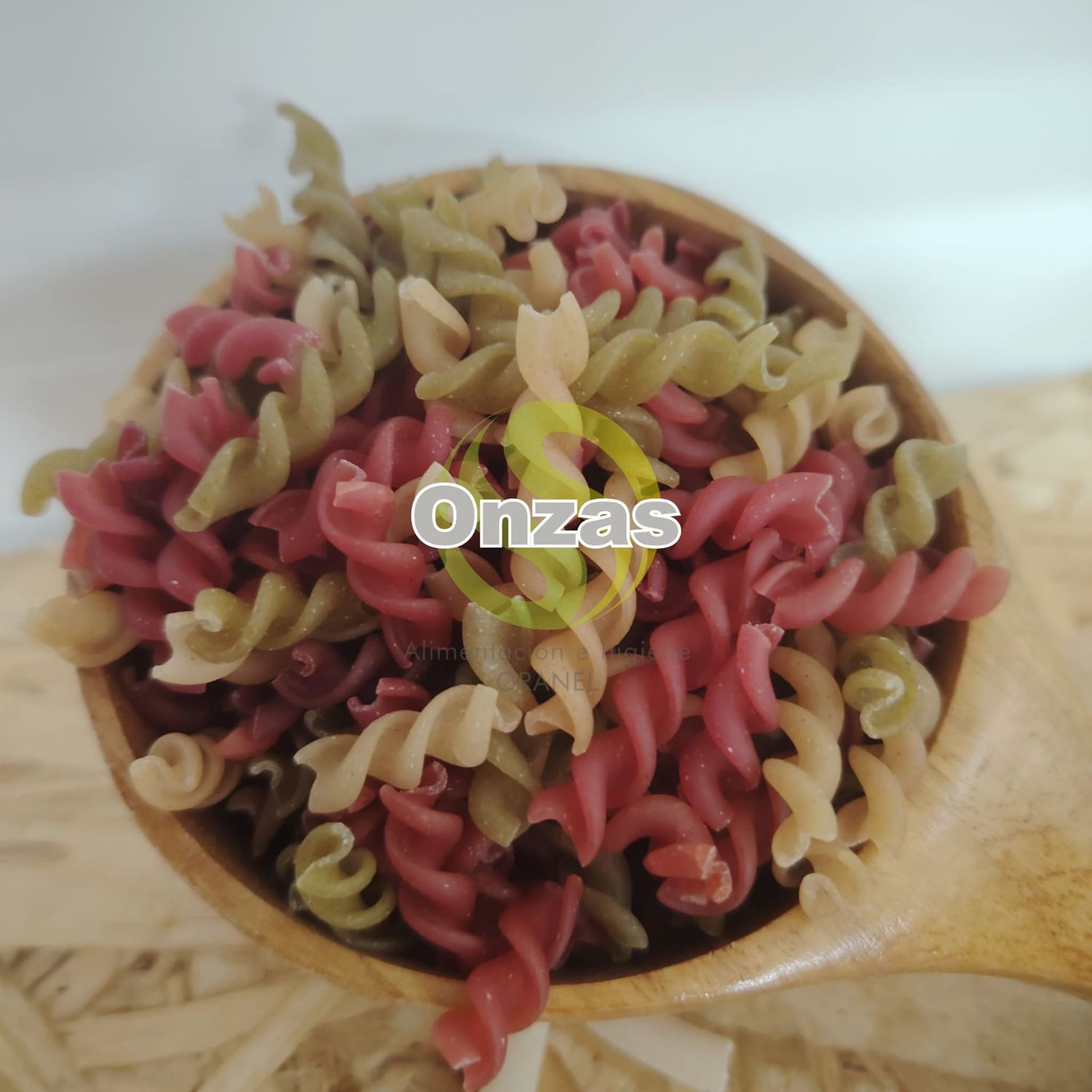 Espirales de arroz integral y verduras