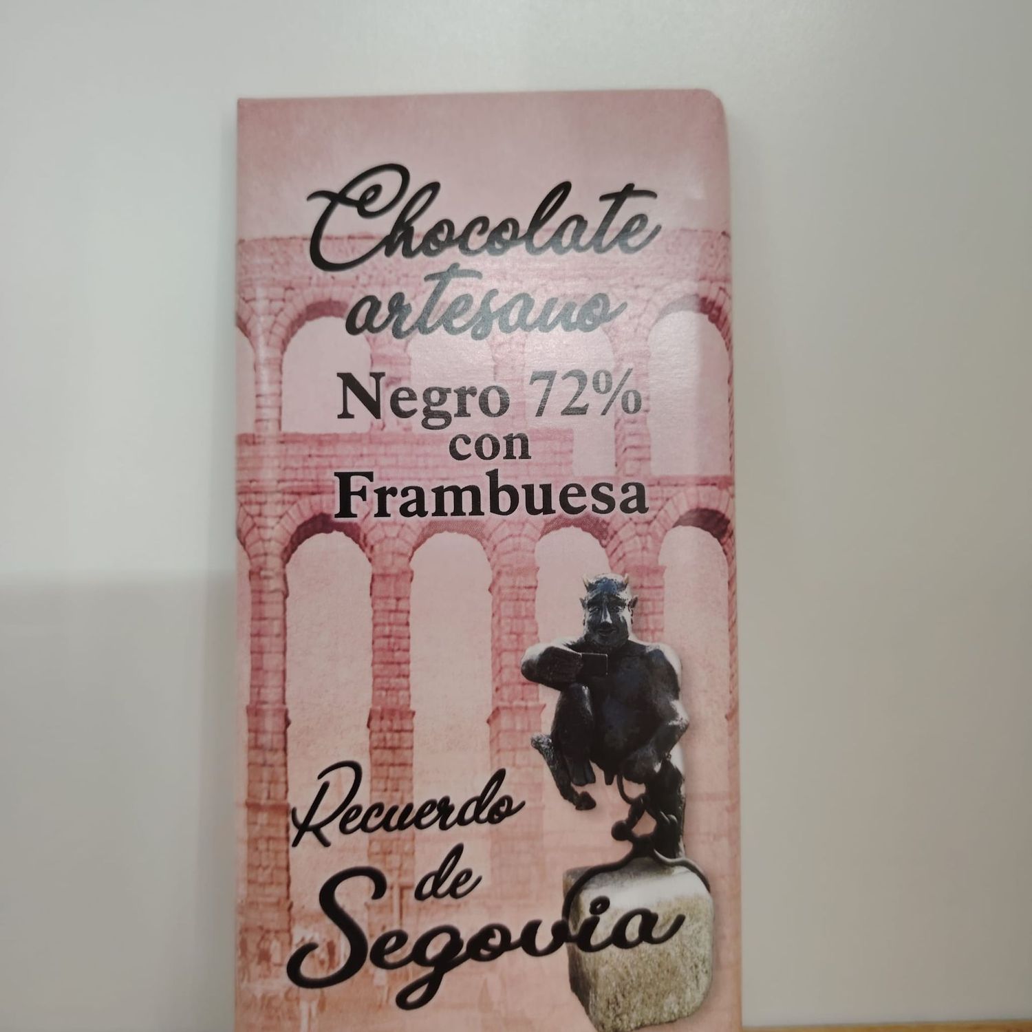 Chocolate negro 72% con frambuesa