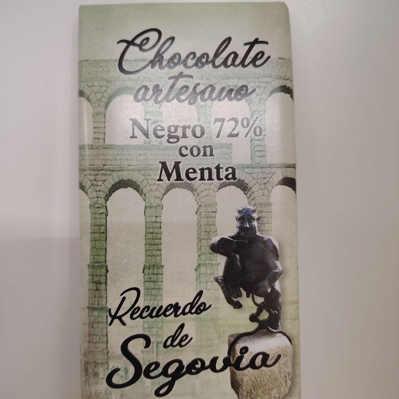 Chocolate negro 72% con menta