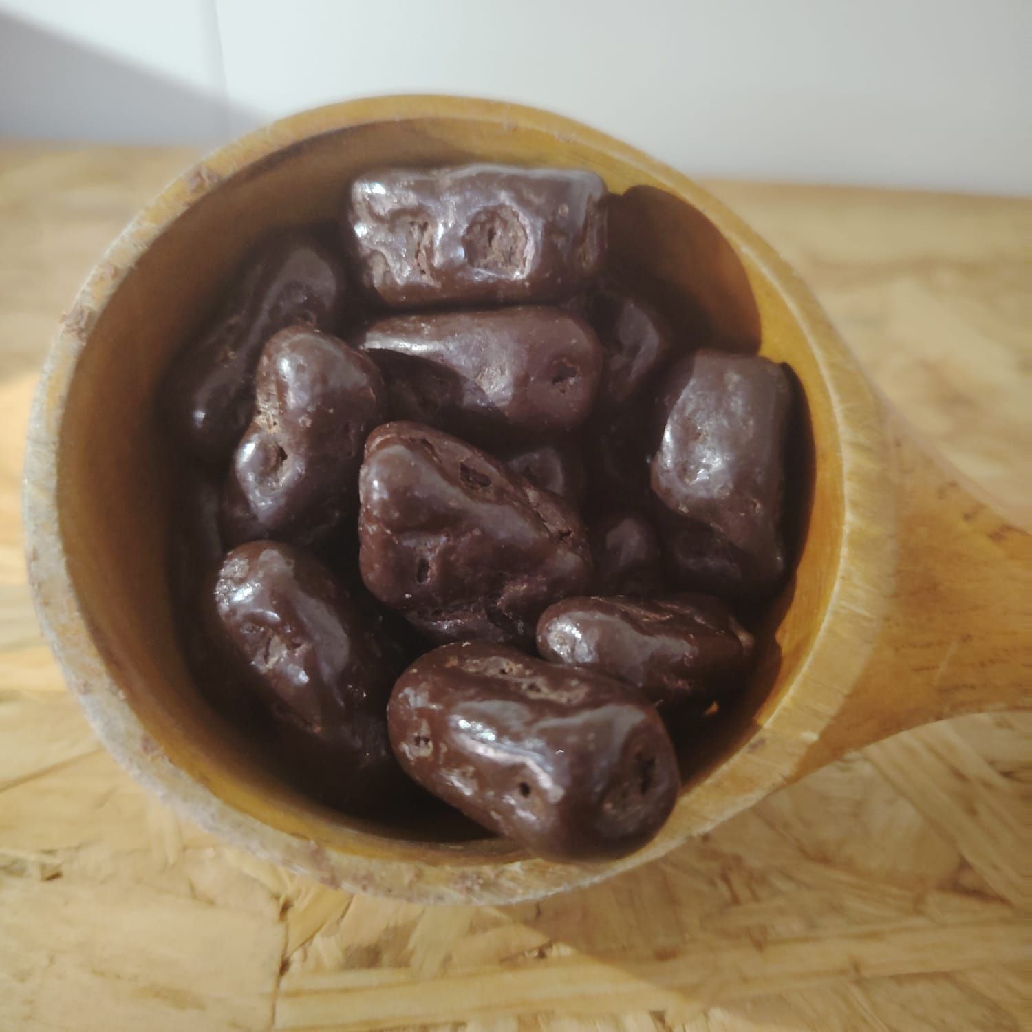 Chocolate negro con naranja