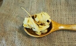 Tallarines de huevo y azafrán ECO